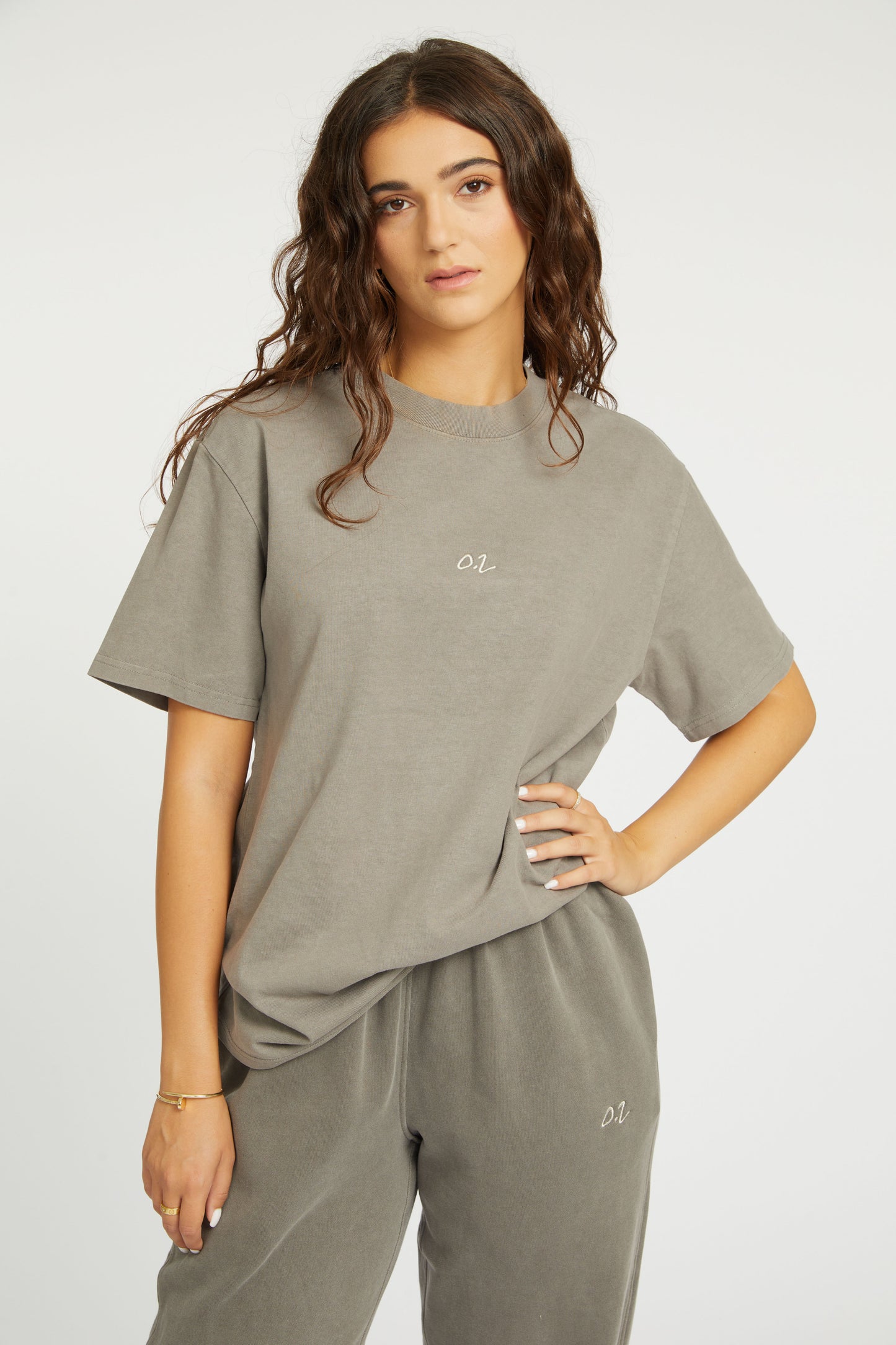 SIGNATURE RELAXED TEE - FADED GREY