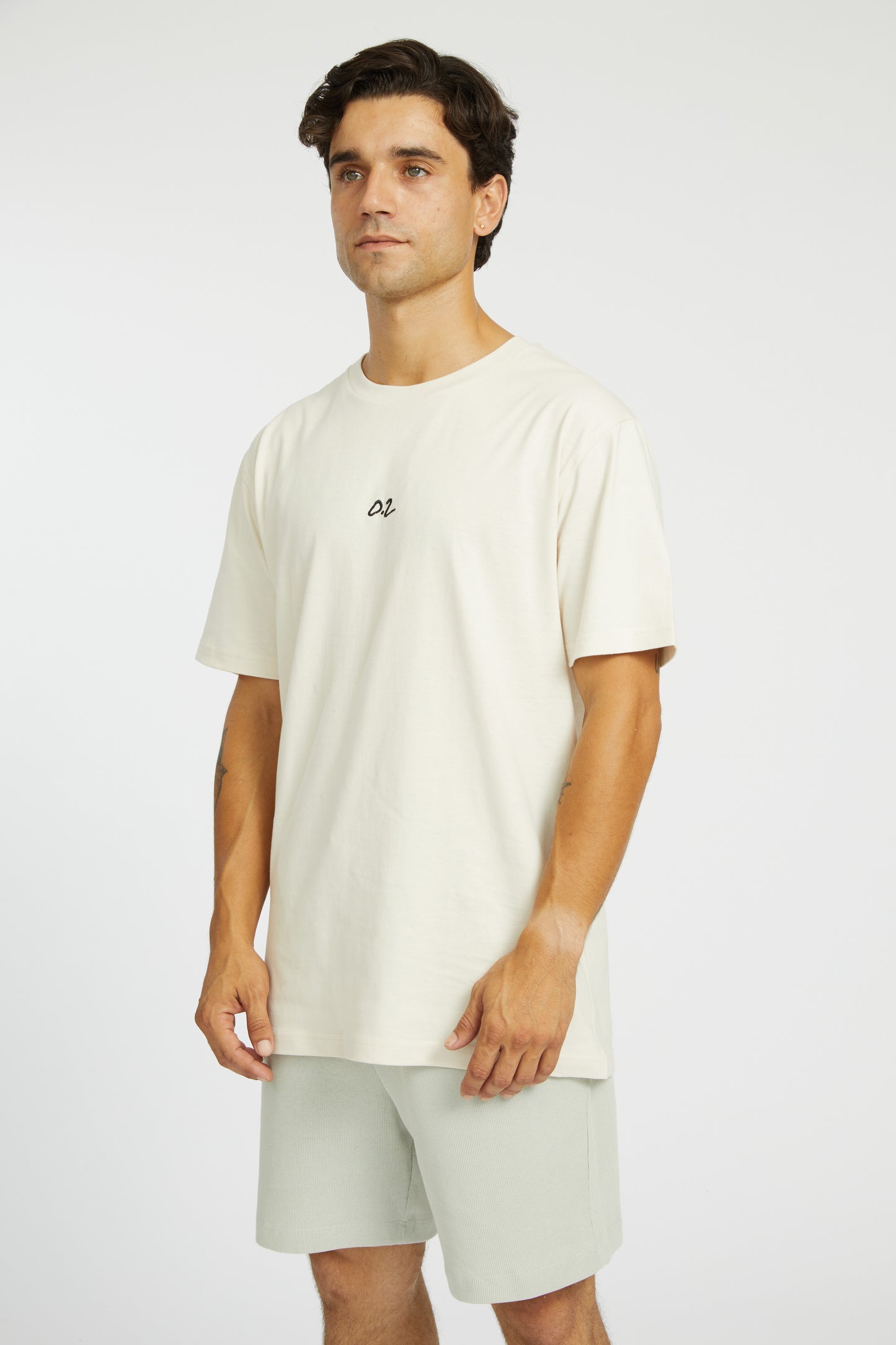 SIGNATURE MID-WEIGHT TEE - OFF WHITE