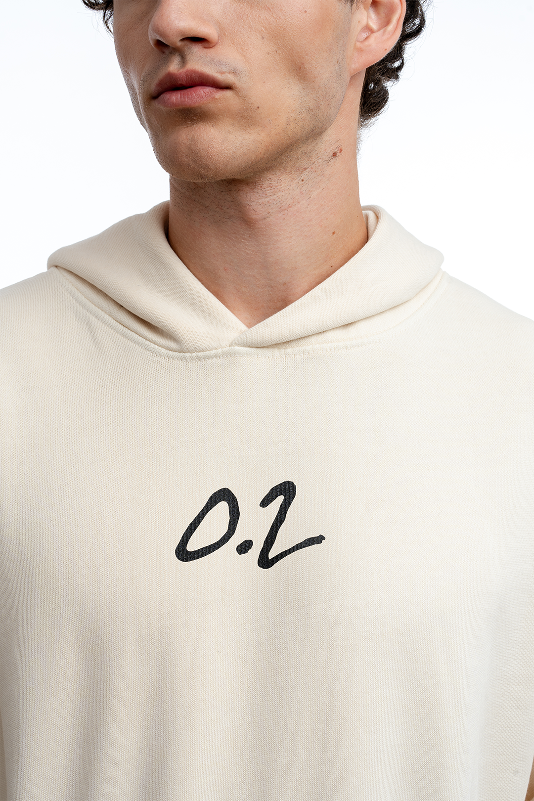 SIGNATURE CLASSIC HOODIE - CREAM