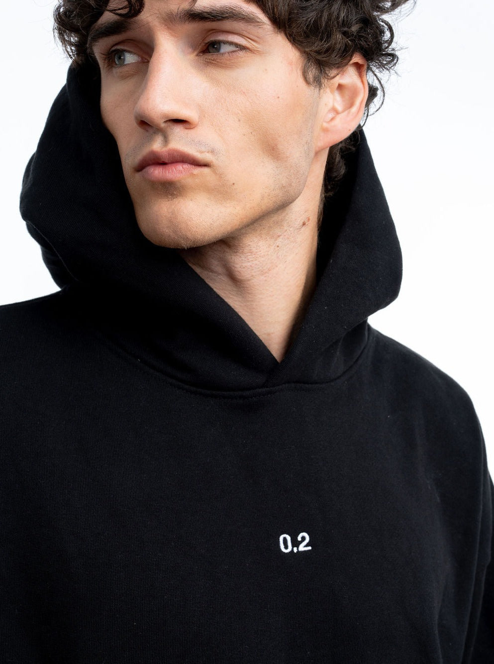 0.2 CLASSIC HOODIE - BLACK